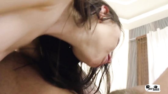 Интервью и жёсткий анал с русской актрисой Сашей Роуз