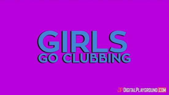 В коридоре ночного клуба охранник ебёт двух пьяных девиц