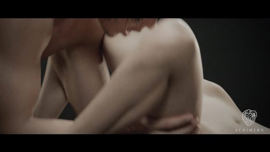 Изображая из себя парня девушка сделала минет и присела на член