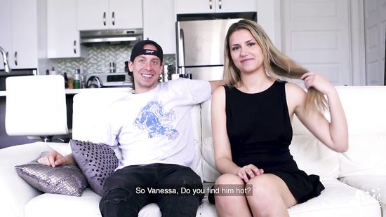 Мужчина на кастинге вылизал щель француженке и залил ее попку спермой