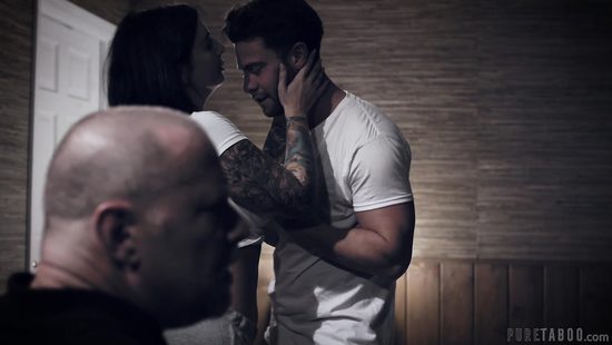 Тягу к члену двоюродного брата не остановить ничем