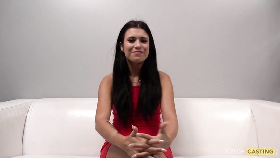 Первая в истории чешка с божественной задницей на кастинге