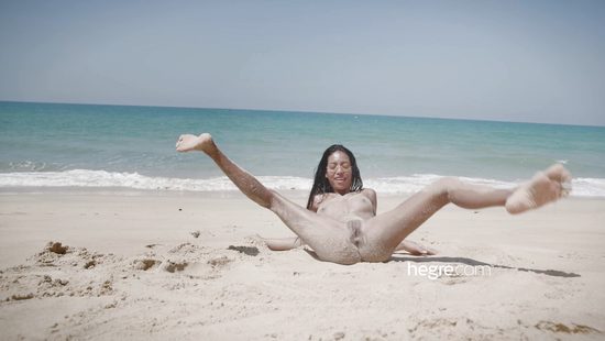 Примерно так выглядит идеал женской красоты