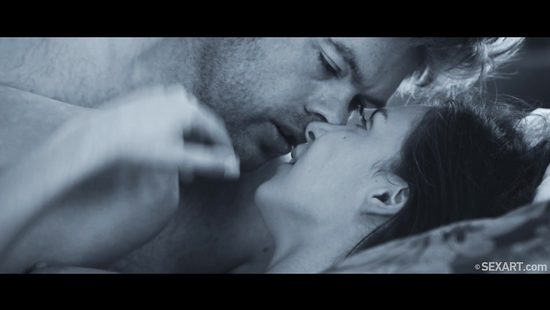 Парень в ссоре с подругой вспоминает жаркий секс с другой девицей