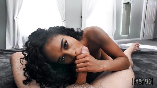 Внешность, с которой невозможно просто пообщаться без стояка