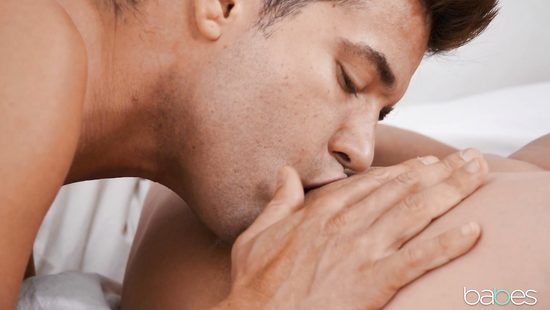 В идеальное утро только добавить оргазм остается