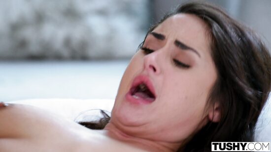 Идеальный намёк на анал