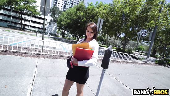 Умение разводить на трах даже стесняшек