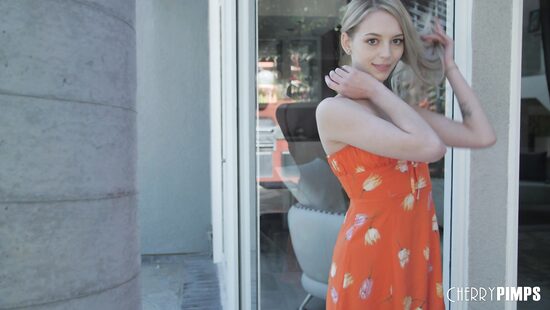 Максимальный профит худышки в глотании спермы