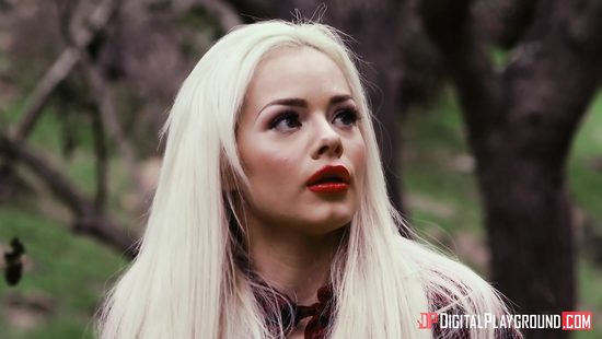 Страстная Красная Шапочка отблагодарила охотника своей киской за убийство волка