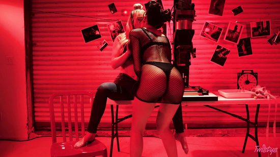 Твоя пися пахнет оргазмами