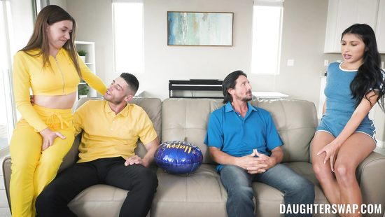 Отсос вместо поздравления с днем отца