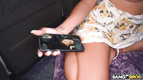 Красоткам тоже хочется быть пикапнутыми