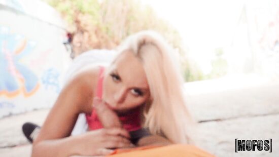 Деньги в обмен на любые дырочки