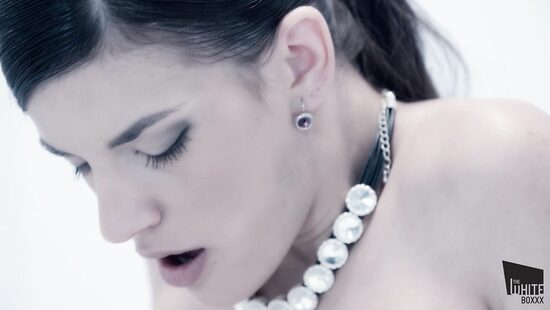 Эротический Художественный Секс С Гламурными Европейскими Лесбиянками В Латексе