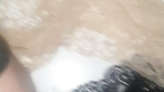 Нашел трусики мамы друга  и кончил на них