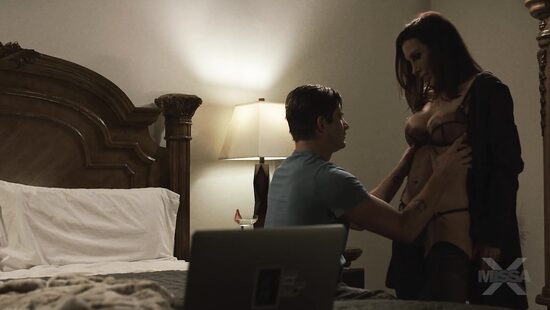 Просмотр порно с Шэй