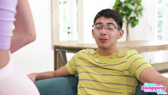 Не скрывающие киску