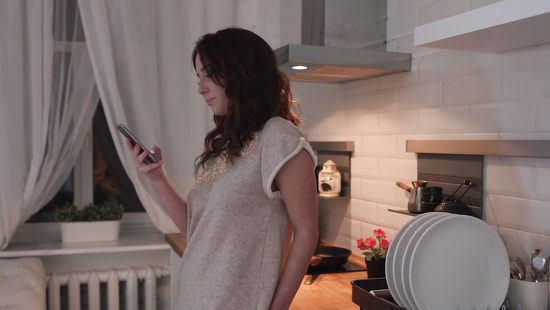 Одинокая леди соскучилась по анальному сексу и позвала друга