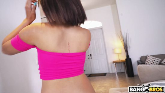 Темнокожий красавчик покатал на чёрном члене латинку с большой жопой