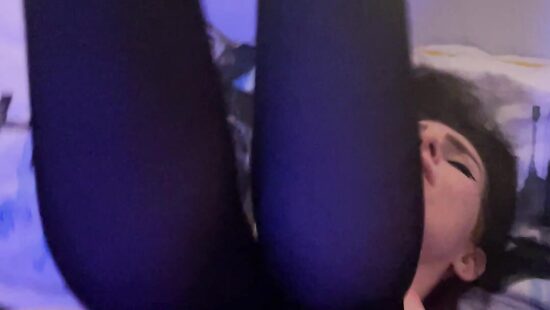 Ей очень нравится...