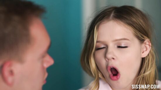 Искушения у бассейна: Глубокий анализ