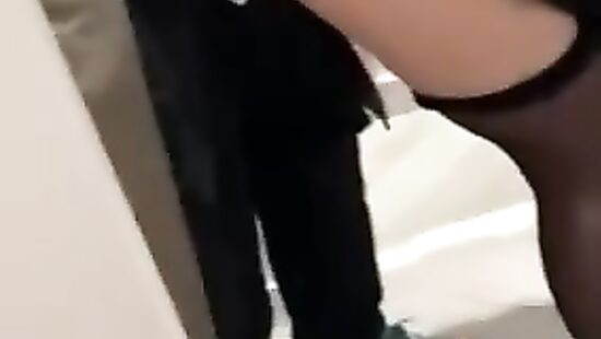 Отдалась на первом свидании...