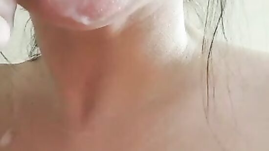 Наканчал в рот