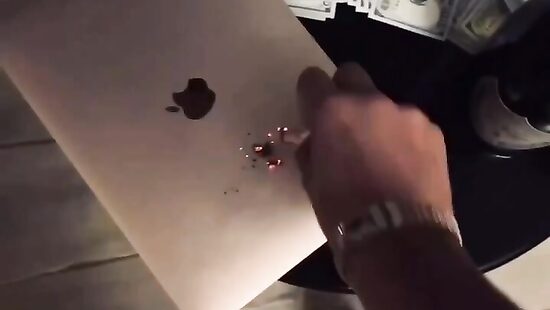 По кайфу среди ночи бля