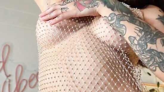 Do you like what I am wearing?