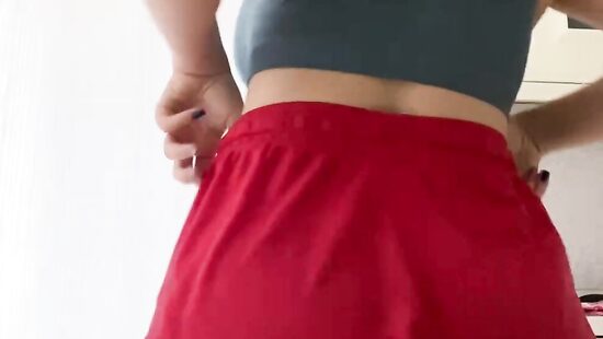 Трясу попой 