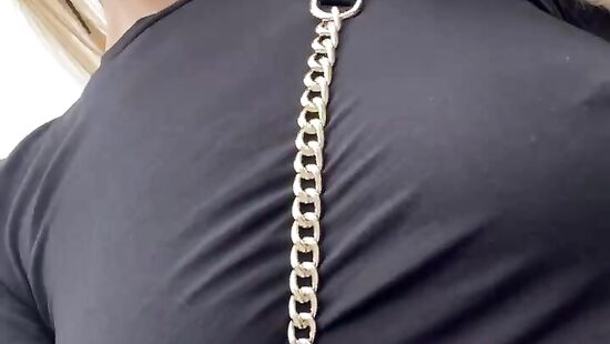 Кто со мной на прогулку?