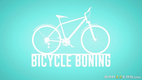 Велосипедистку с большими сиськами отодрал тренер и кончил на буфера
