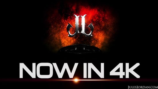 Афроамериканец большим членом прочистил все дырки роскошной брюнетки