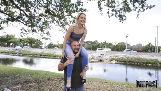 Любоваться на реку не так весело