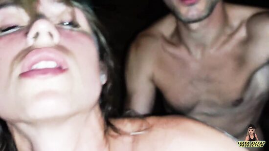 Сверчки и стоны среди ночи