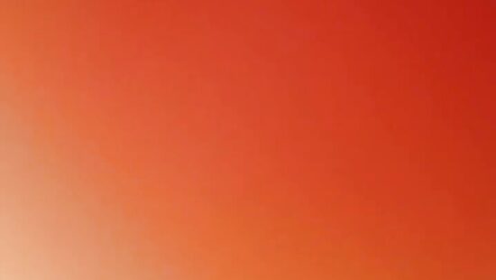 Засунул бутылку в жопу спящей подруге