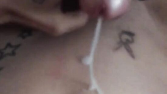 Выходит напряжение