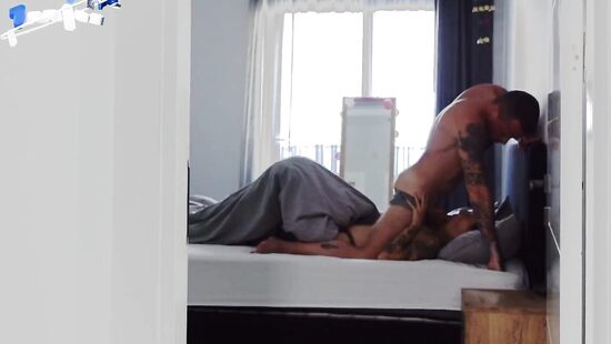 Подглядывай и не ревнуй