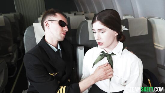 Летайте с авиалиниями "Мокрые трусики"