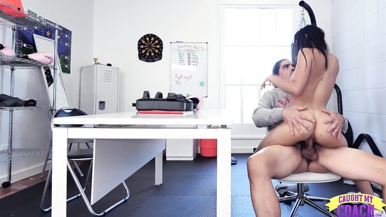 Правый - коронный, левый - траходромный