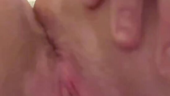 Сняла себя на телефон, что бы напомнить, о готовности к жесткому траху