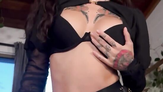 Free yourself from unnecessary things and just enjoy life