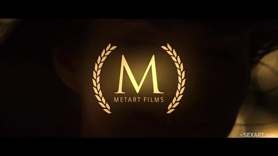 Потрясающая брюнетка занимается любовью со своим будущим мужем