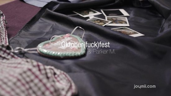 Первый чувственный секс в спальне с новым любовником