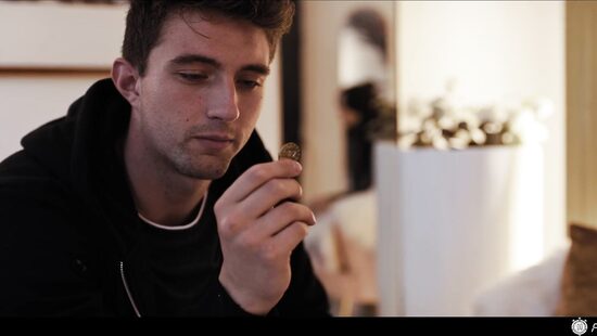 Чеканная монетка времени