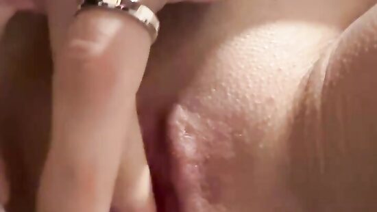 Киска жены крупным планом