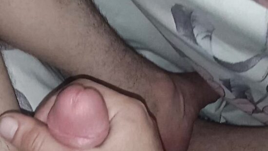 Порой то днём иль ночью, проснешься а младший брат говорит возьми меня в руку и найди