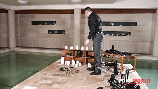 Доигралась хреном на скрипке