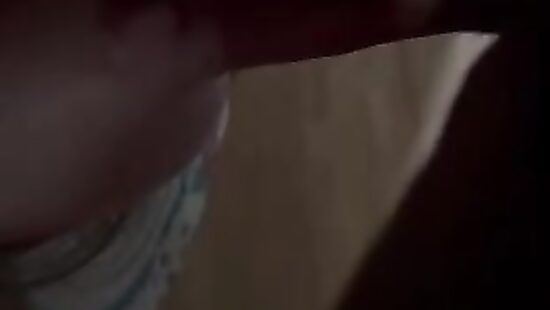 Даю в ротик подружане брата